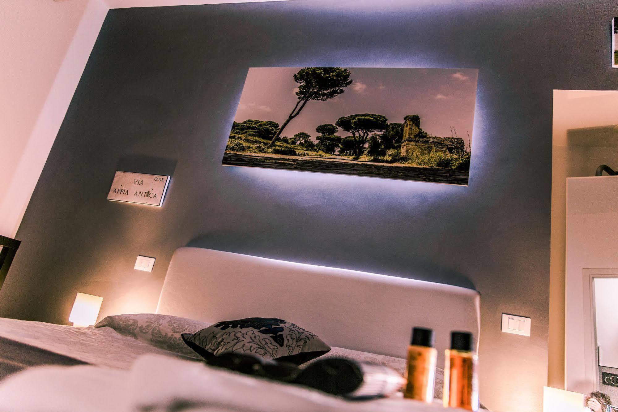 Caroline Rooms Rome Bagian luar foto